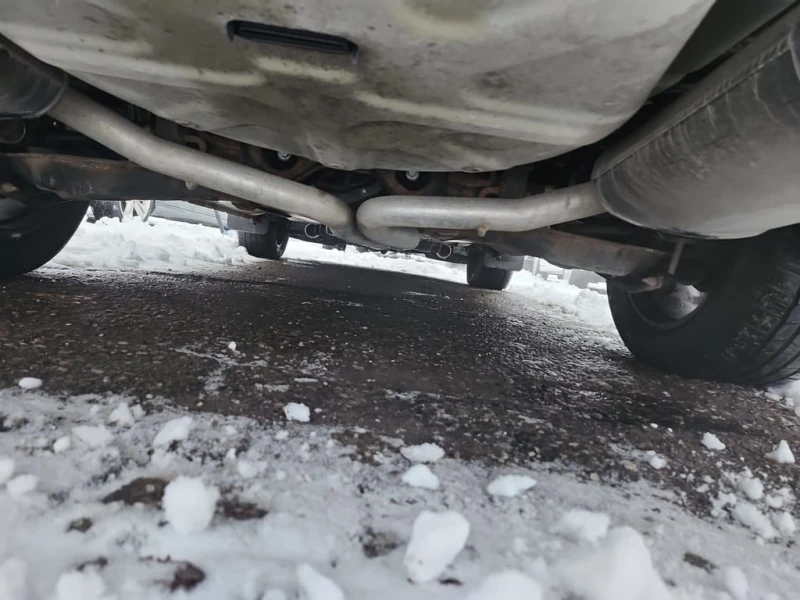 Ford Explorer * PLATINUM * CARFAX * БЕЗ ПЪРВОНАЧАЛНА ВНОСКА, снимка 17 - Автомобили и джипове - 52972745