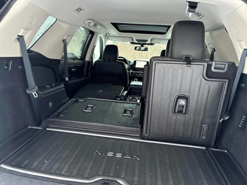 Nissan Pathfinder Platinum  CARFAX, снимка 15 - Автомобили и джипове - 53096349
