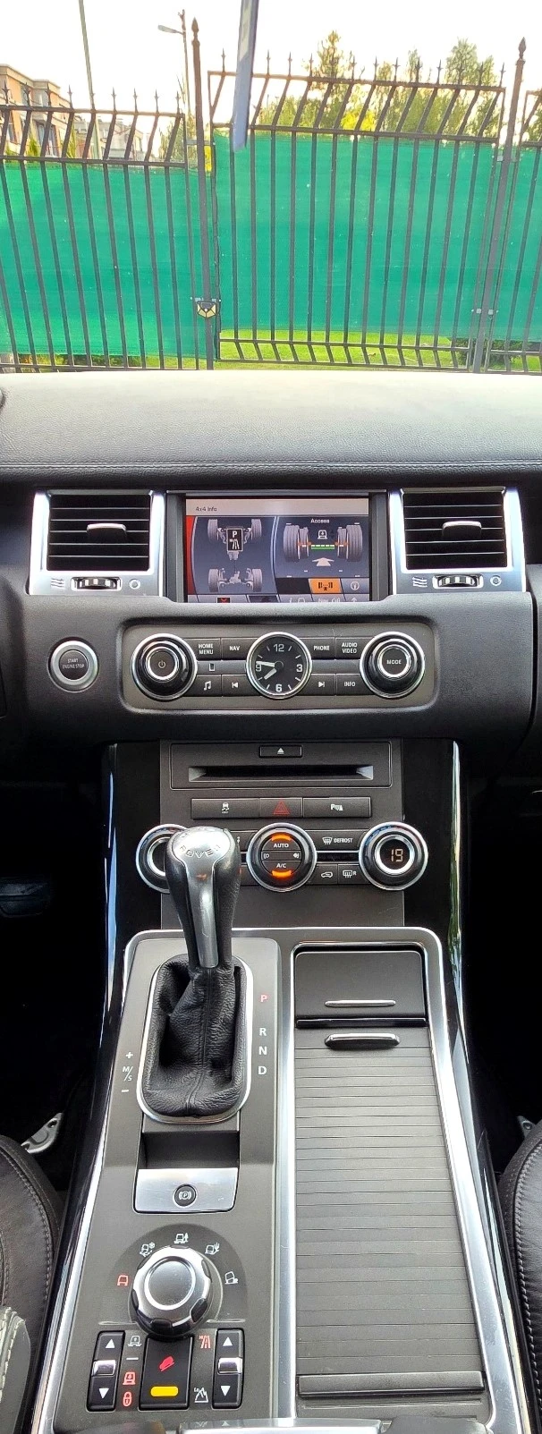 Land Rover Range Rover Sport HSE - изображение 7