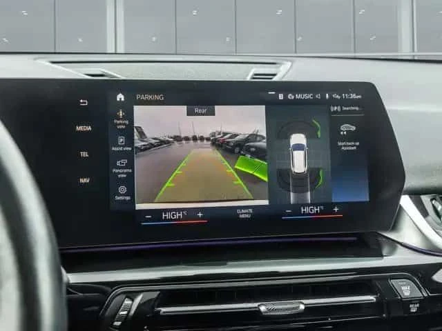 BMW X1 xDrive28i / Keyless / PANO / ПОДГРЕВИ, снимка 9 - Автомобили и джипове - 53538185