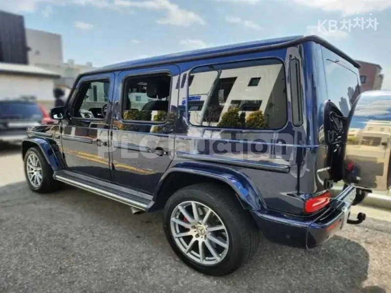 Mercedes-Benz G 63 AMG BURMESTER* 360 CAM* ОБДУХ* LANE ASSIST* , снимка 4 - Автомобили и джипове - 54078338