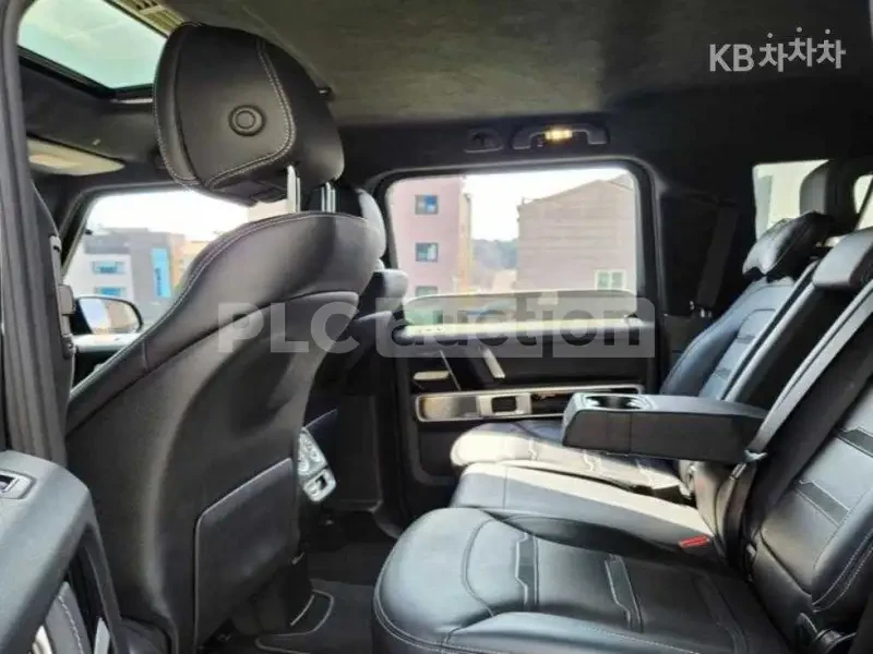 Mercedes-Benz G 63 AMG BURMESTER* 360 CAM* ОБДУХ* LANE ASSIST* , снимка 15 - Автомобили и джипове - 54078338