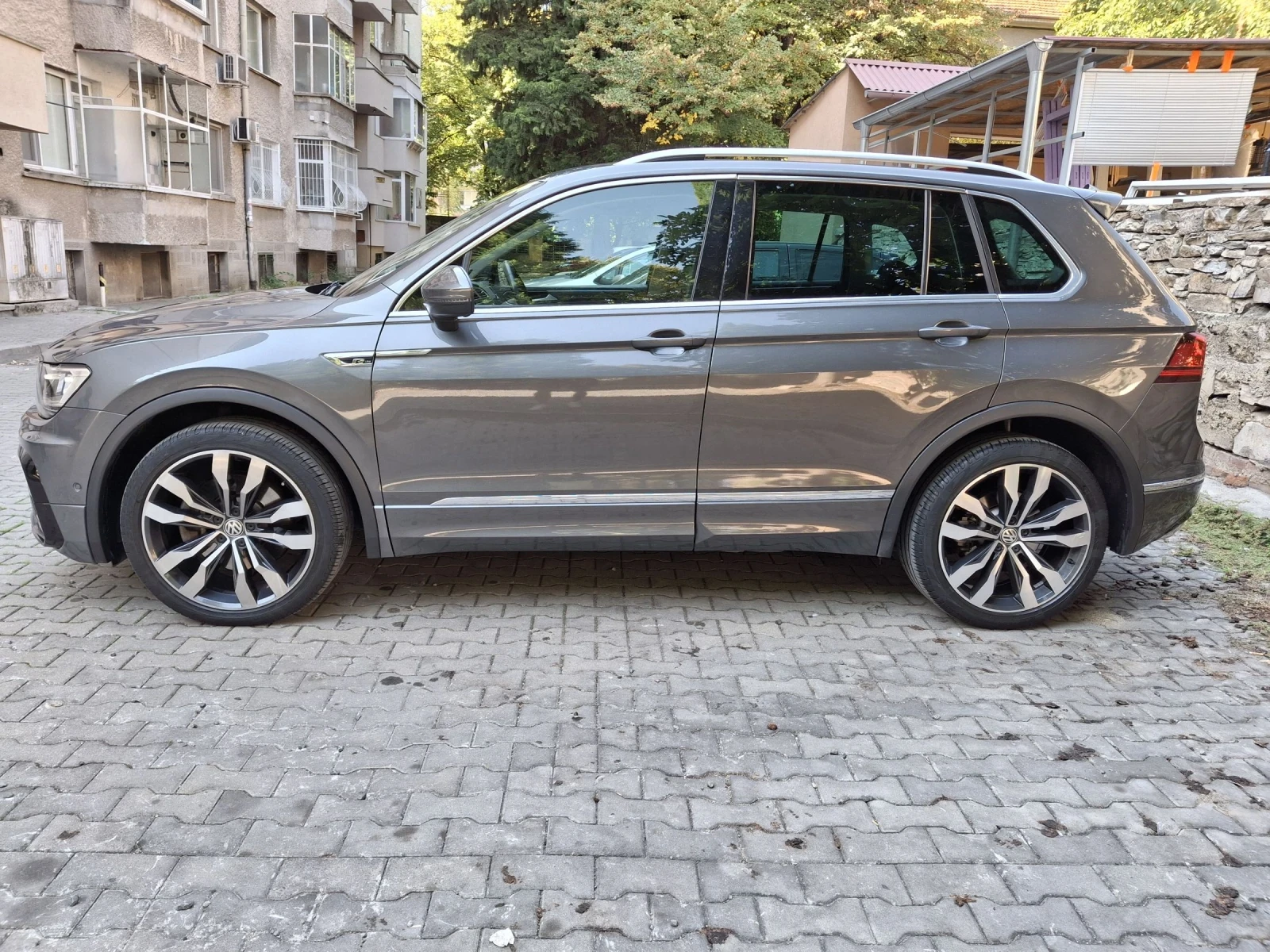 VW Tiguan R Line - изображение 5