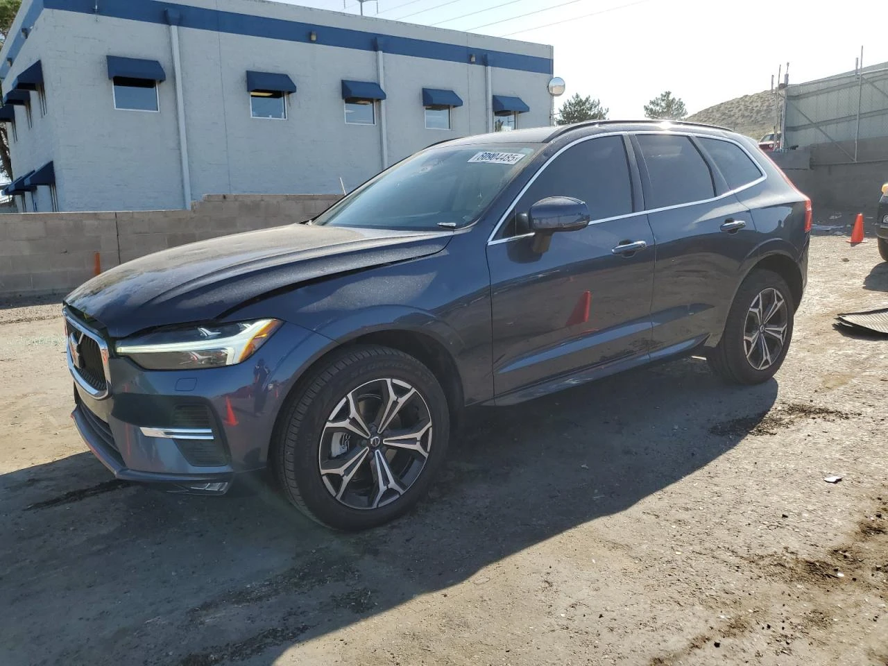 Volvo XC60 B5 MOMENTUM ФИКСИРАНА ЦЕНА! ГРАДУШКА - изображение 3