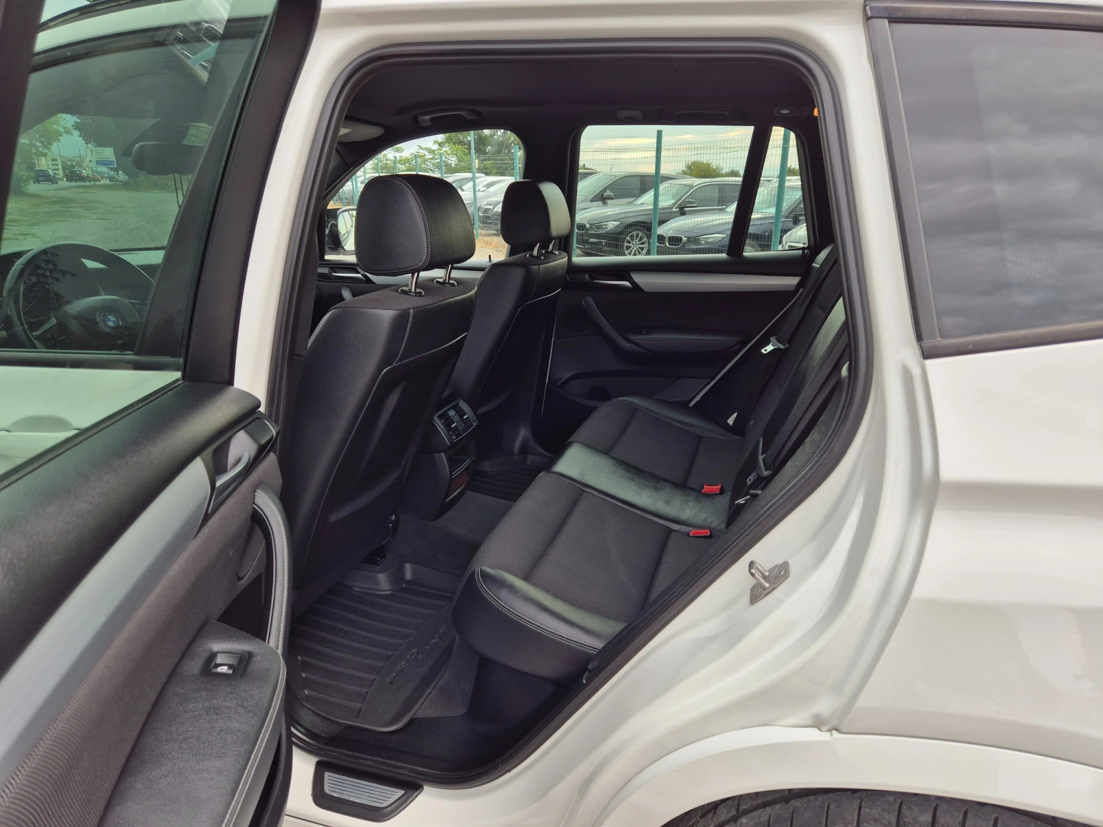 BMW X3 2.0D M-Pack | Mobile.bg   12