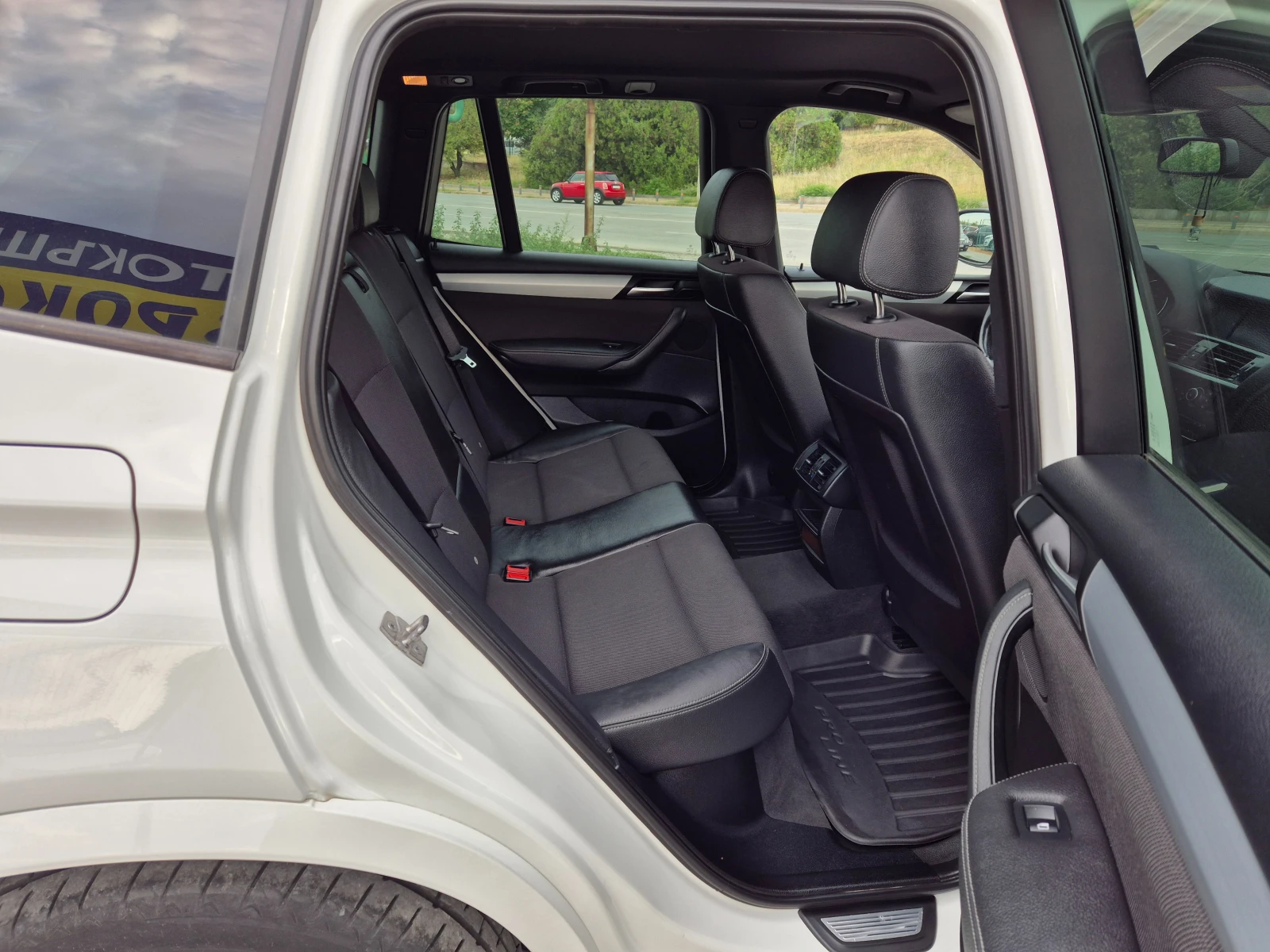 BMW X3 2.0D M-Pack - изображение 10