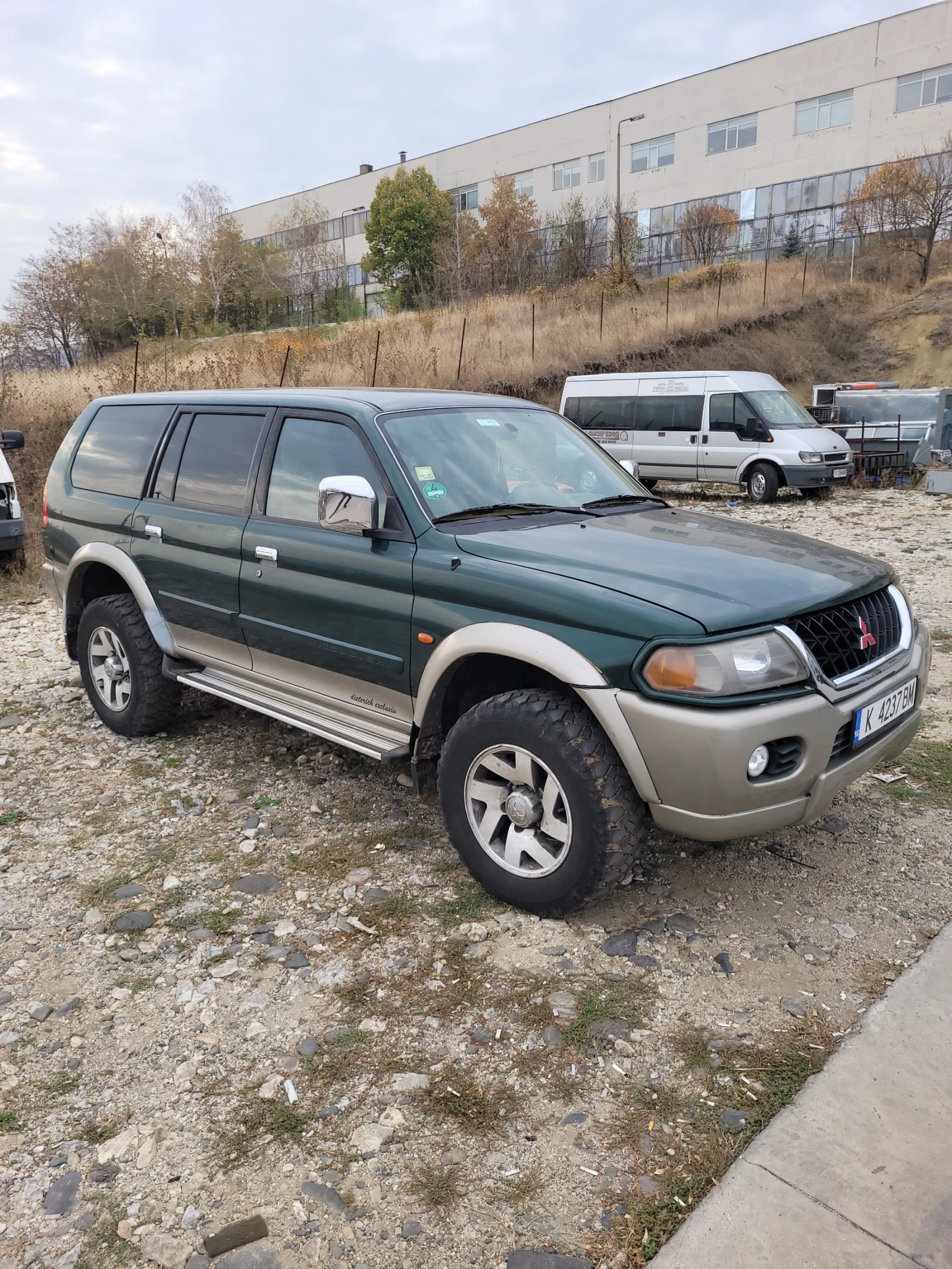 Mitsubishi Pajero 3.0i - изображение 2