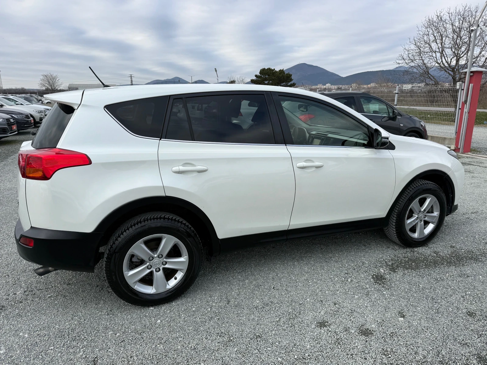 Toyota Rav4 (KATO НОВА) - изображение 5