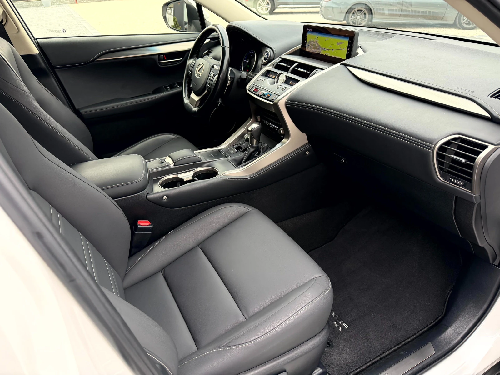 Lexus NX 300h � ��������/�������� 2.5HYBRID 4X4 FACELIFT | Mobile.bg � ����������� 11