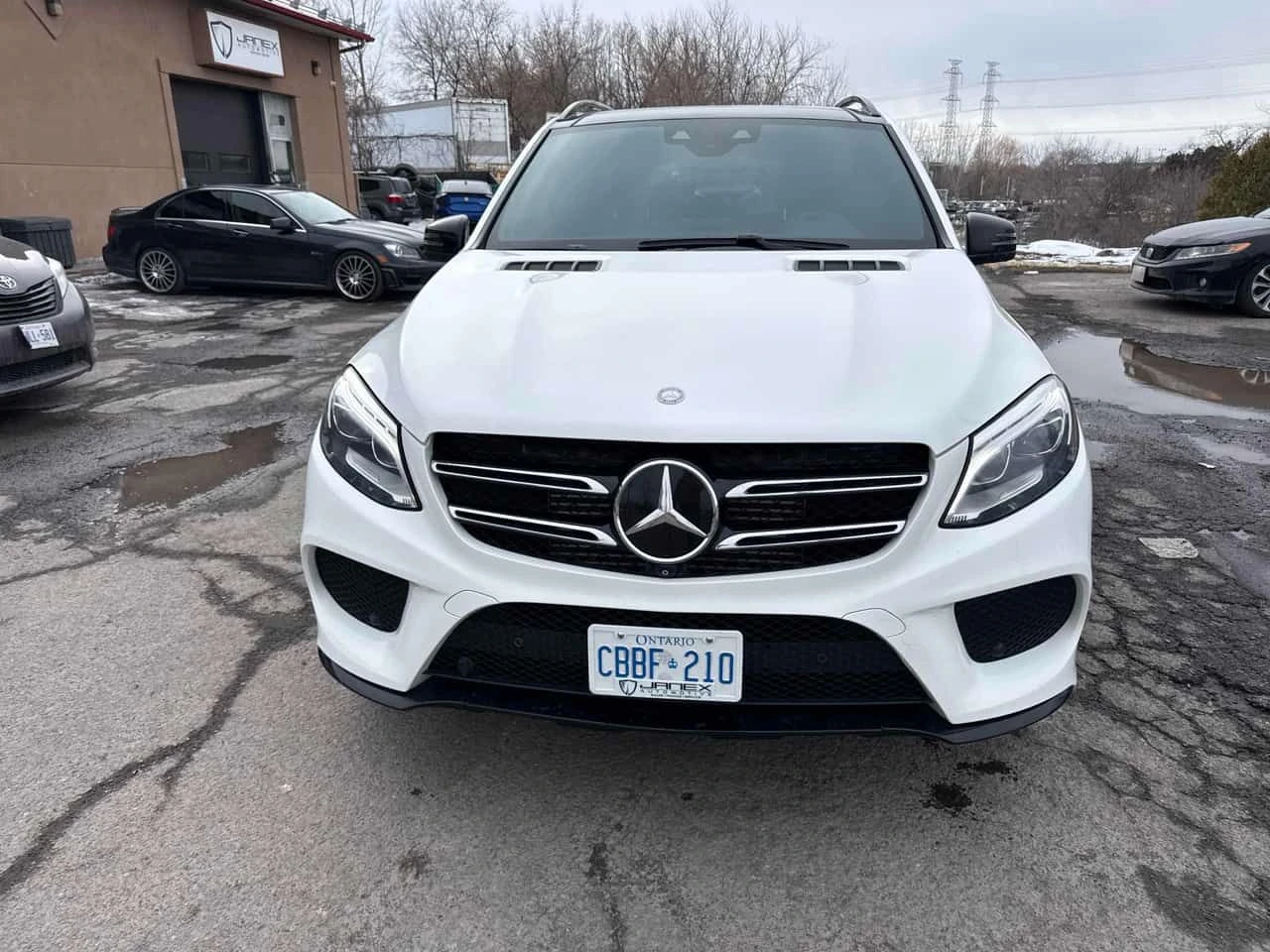 Mercedes-Benz GLE 350 d* ПРАВЕН МОТОР* DISTRONIC* PANORAMA* , снимка 6 - Автомобили и джипове - 53967882