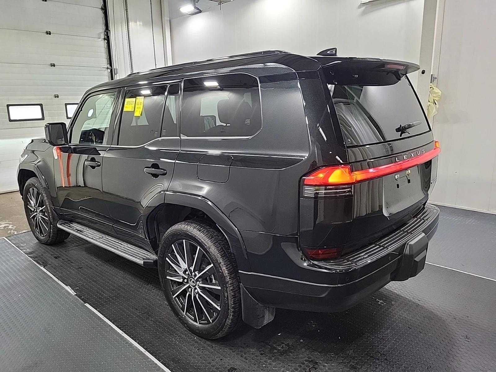 Lexus GX 550 * * ���� �� �� * * CARFAX * * ���� ������ * *  | Mobile.bg � ����������� 4
