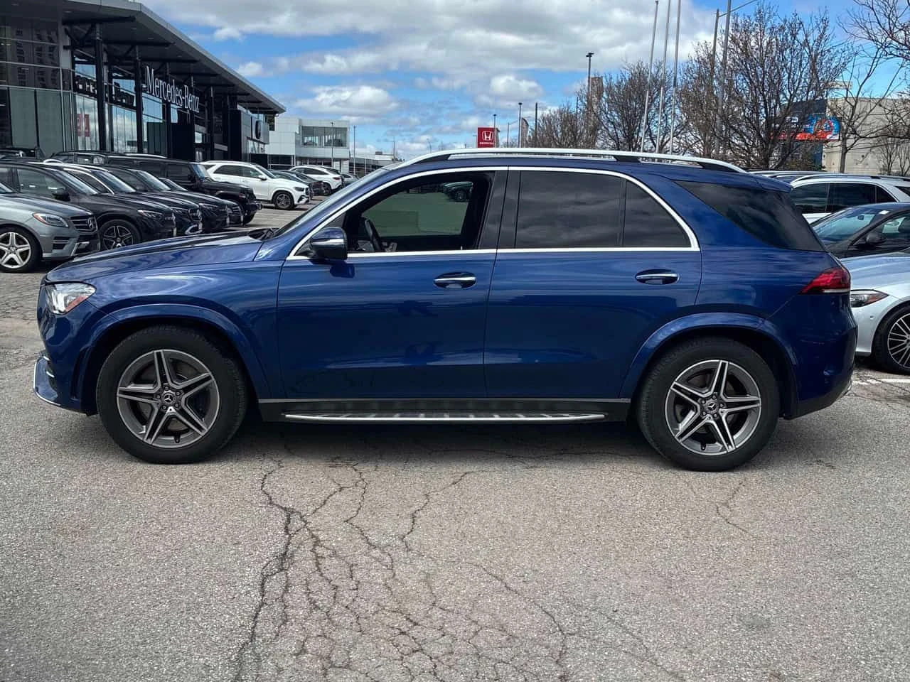 Mercedes-Benz GLE 450 | DISTRONIC | BURMESTER | HUD | 360 | , снимка 2 - Автомобили и джипове - 54373503