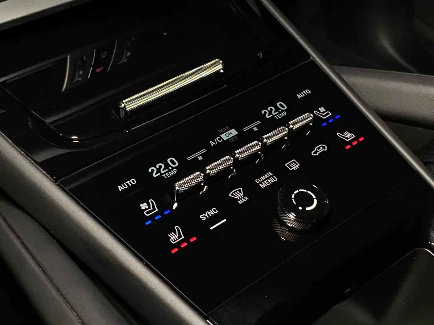 Porsche Cayenne S* E-HYBRID* PANO* HEAD-UP* BOSE* MEMORY* DISTR* , снимка 14 - Автомобили и джипове - 54449001