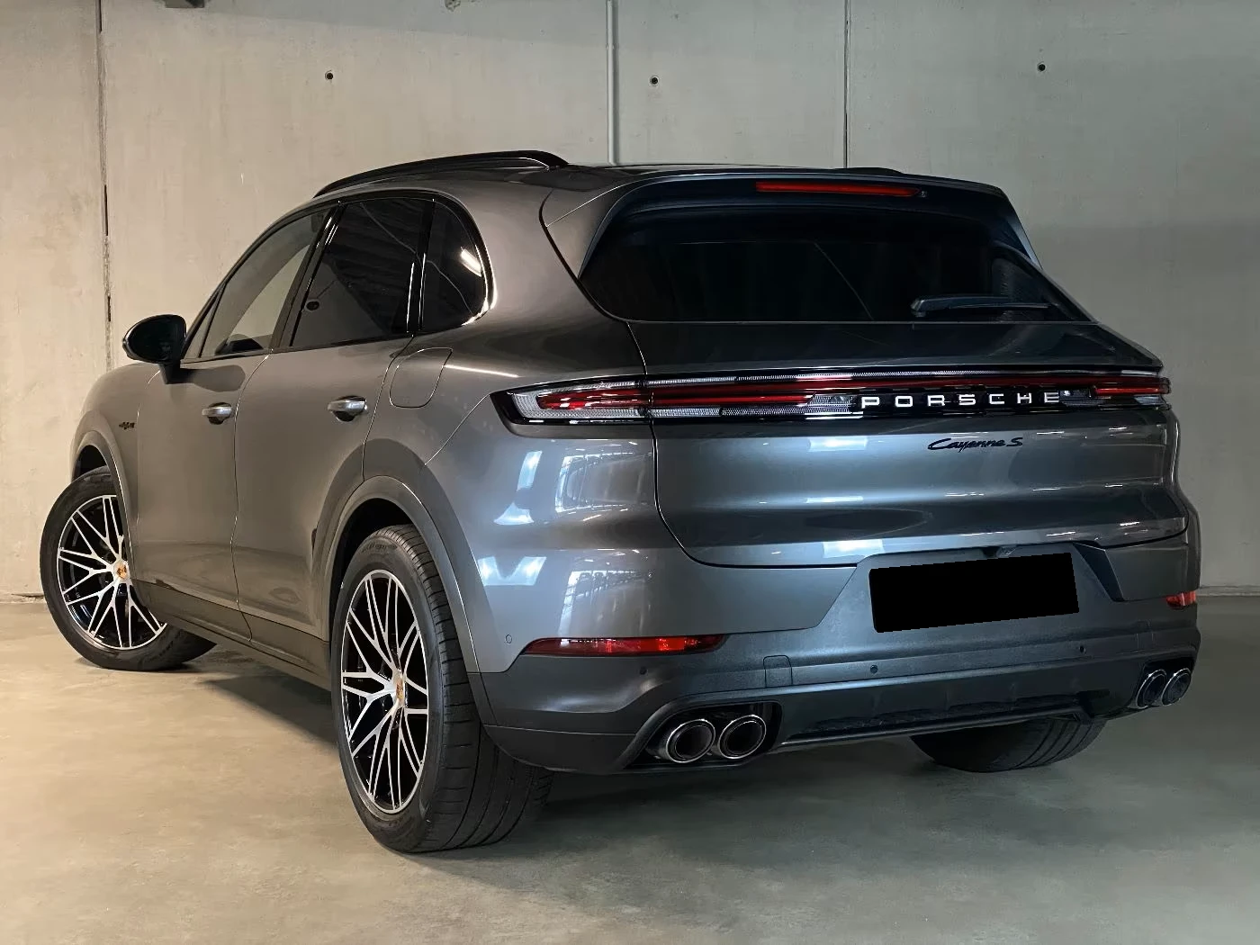 Porsche Cayenne S* E-HYBRID* PANO* HEAD-UP* BOSE* MEMORY* DISTR* , снимка 4 - Автомобили и джипове - 54449001