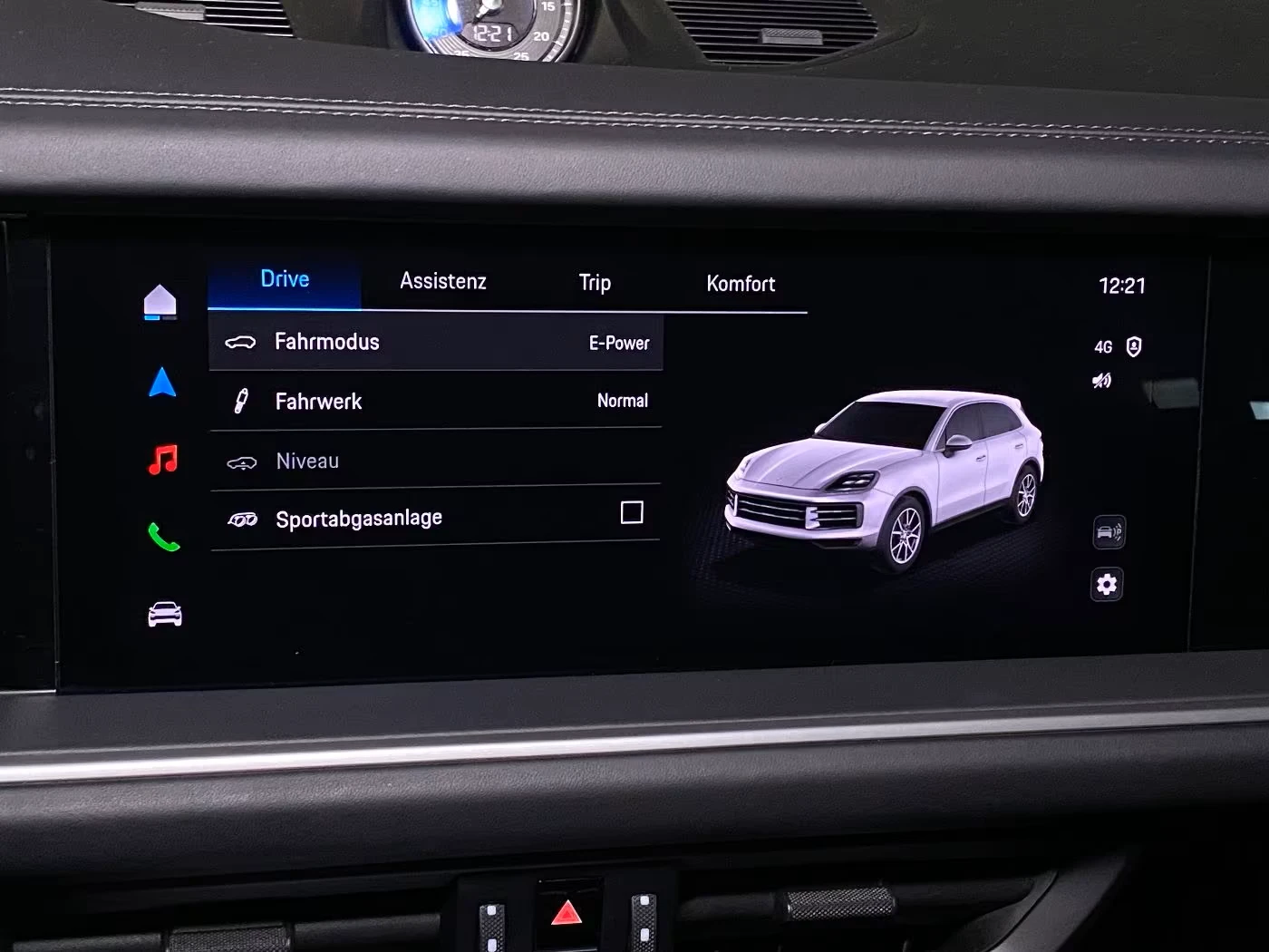 Porsche Cayenne S* E-HYBRID* PANO* HEAD-UP* BOSE* MEMORY* DISTR* , снимка 13 - Автомобили и джипове - 54449001