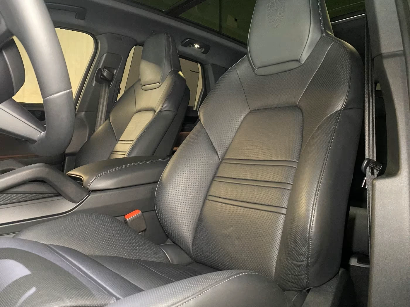 Porsche Cayenne S* E-HYBRID* PANO* HEAD-UP* BOSE* MEMORY* DISTR* , снимка 9 - Автомобили и джипове - 54449001