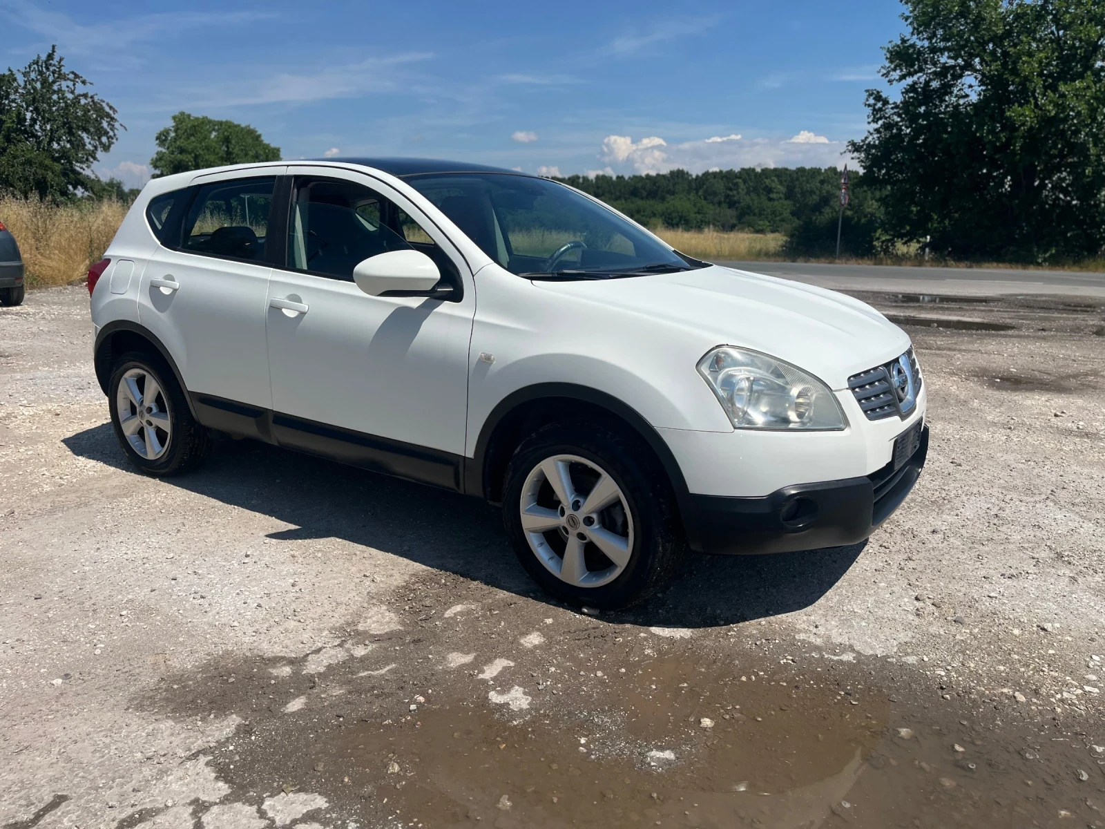 Nissan Qashqai 1.6i, снимка 7 - Автомобили и джипове - 54868114
