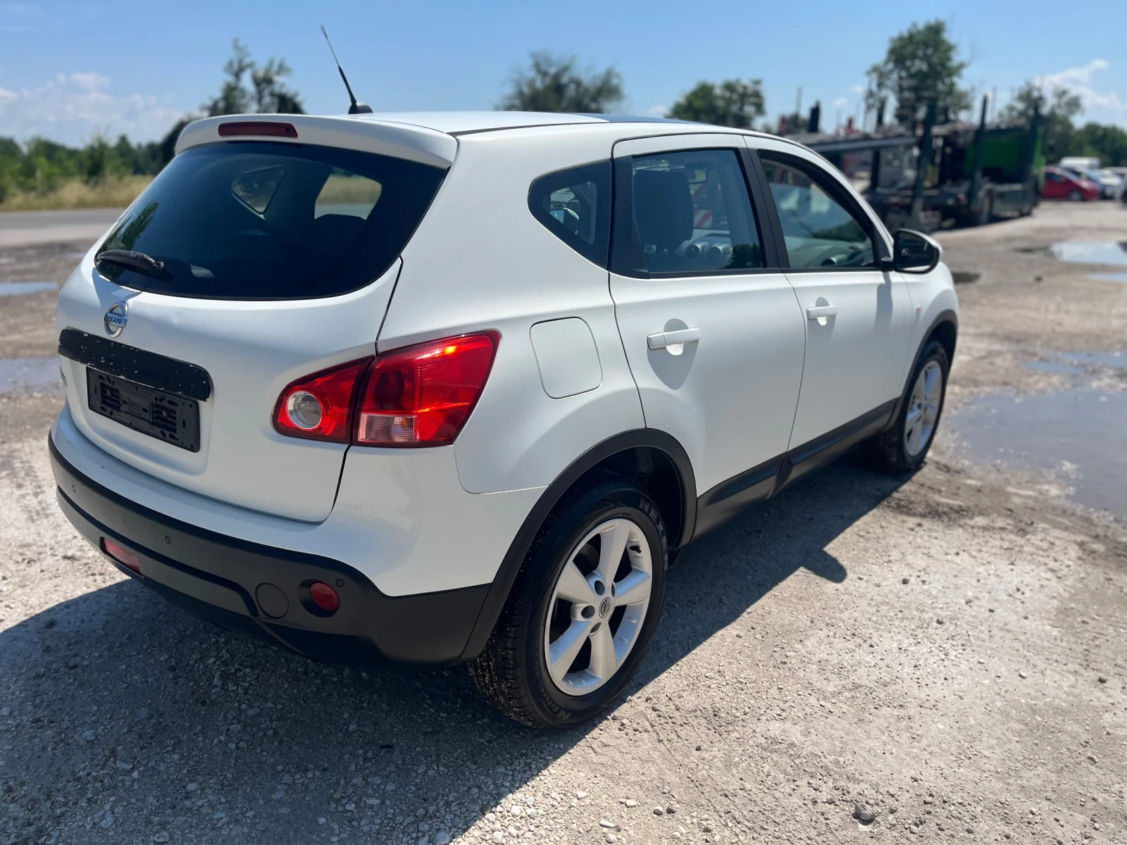 Nissan Qashqai 1.6i, снимка 5 - Автомобили и джипове - 54868114