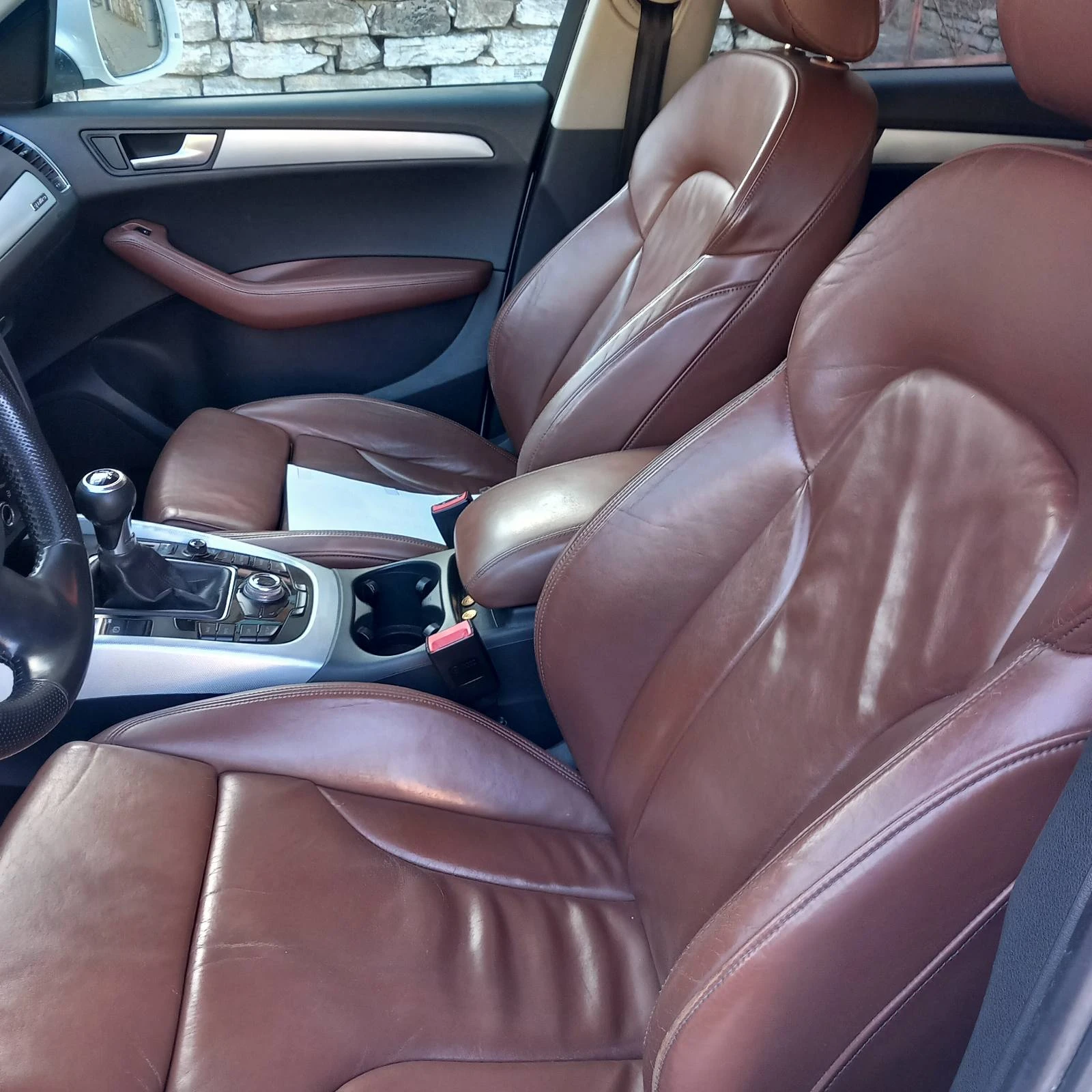 Audi Q5 2.0 TDI 6 скорости, снимка 13 - Автомобили и джипове - 55463115