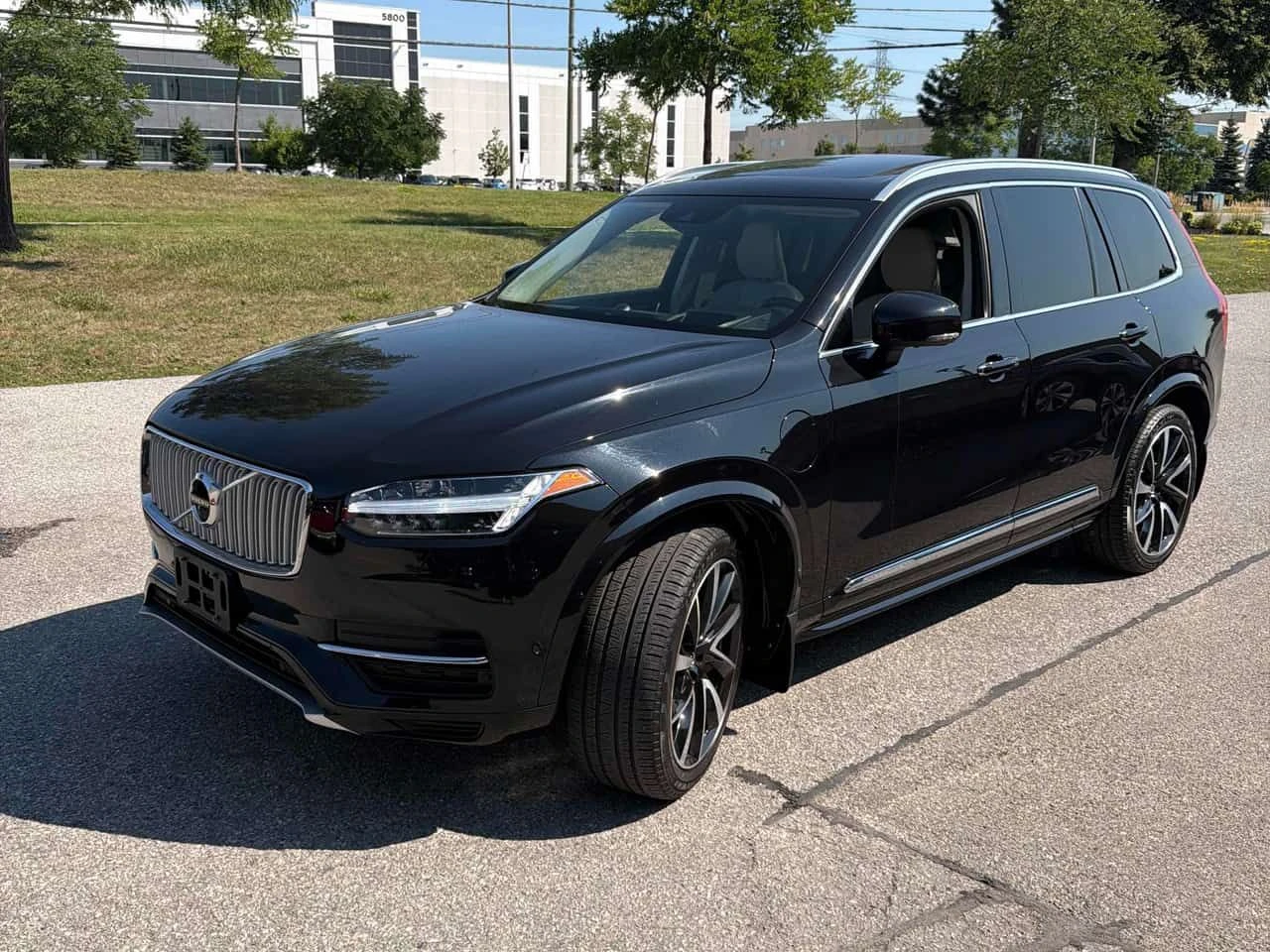 Volvo Xc90  Inscription/360/HUD/BOWERS&WILKINS, снимка 2 - Автомобили и джипове - 55566634