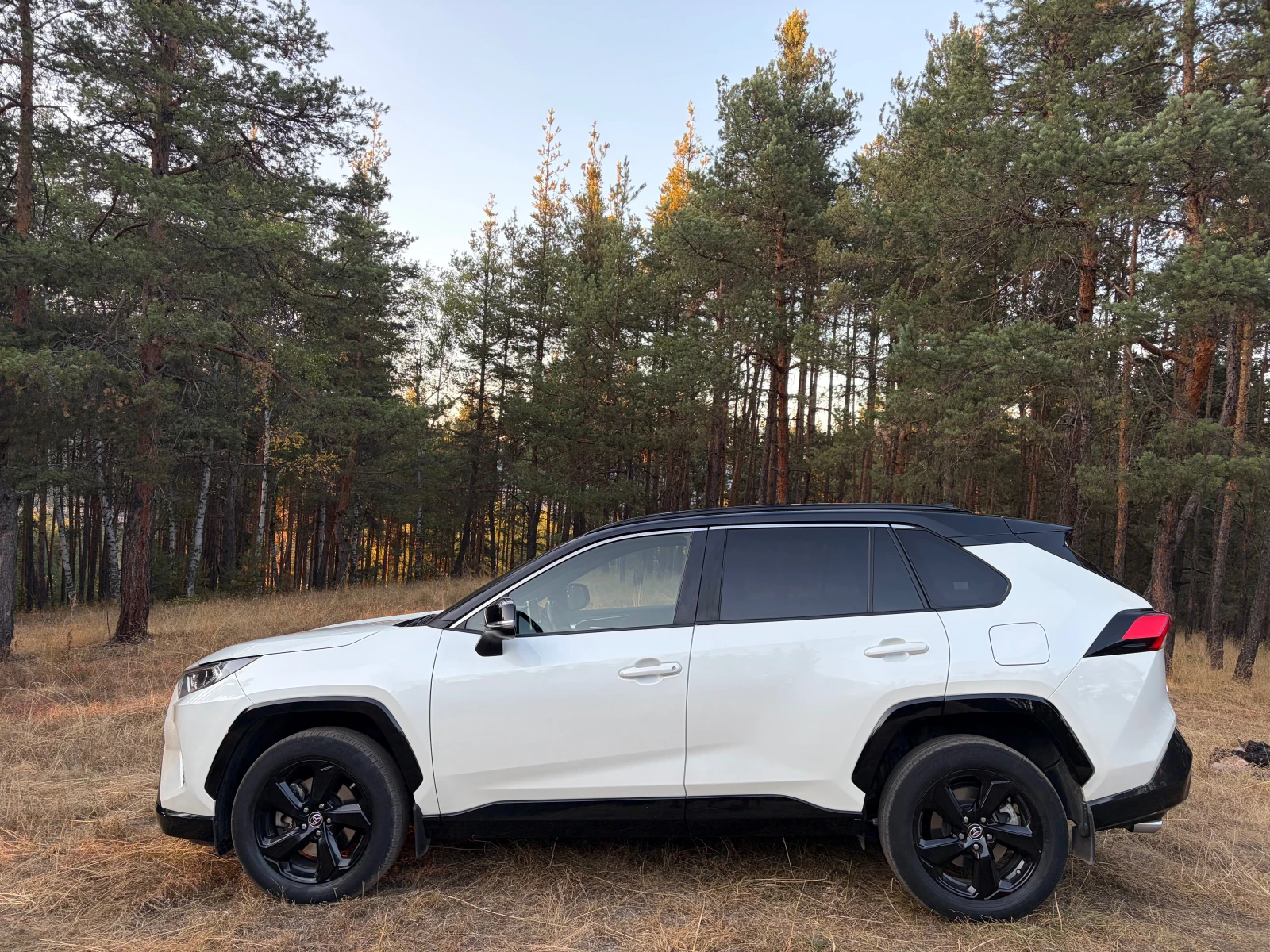 Toyota Rav4 2.5P HYBRID CVT AWD Style 2021, снимка 2 - Автомобили и джипове - 56168711