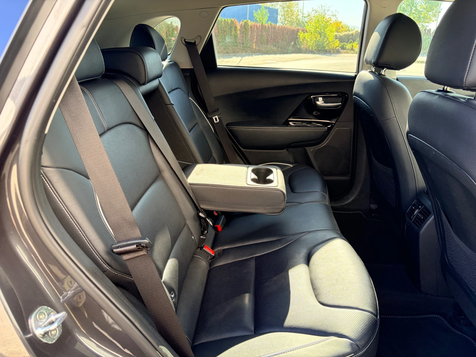 Kia Niro 64kw 204 kc 100%SOH!!! FACELIFT!!! TERMOPOMPA!!! | Mobile.bg � ����������� 13
