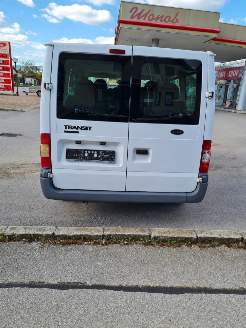 Ford Transit 2.2куб.86к.с.8+ 1 места, снимка 2 - Бусове и автобуси - 47298493