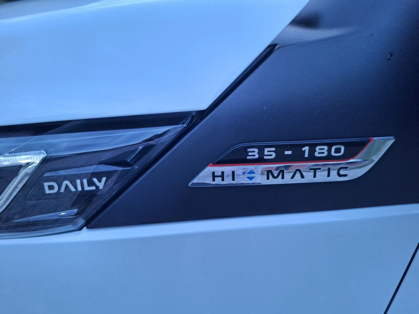 Iveco Daily 35s18MAXI* HI-MATIC* LED* A/C* NAVI* Две плъзгащи , снимка 17 - Бусове и автобуси - 55027023