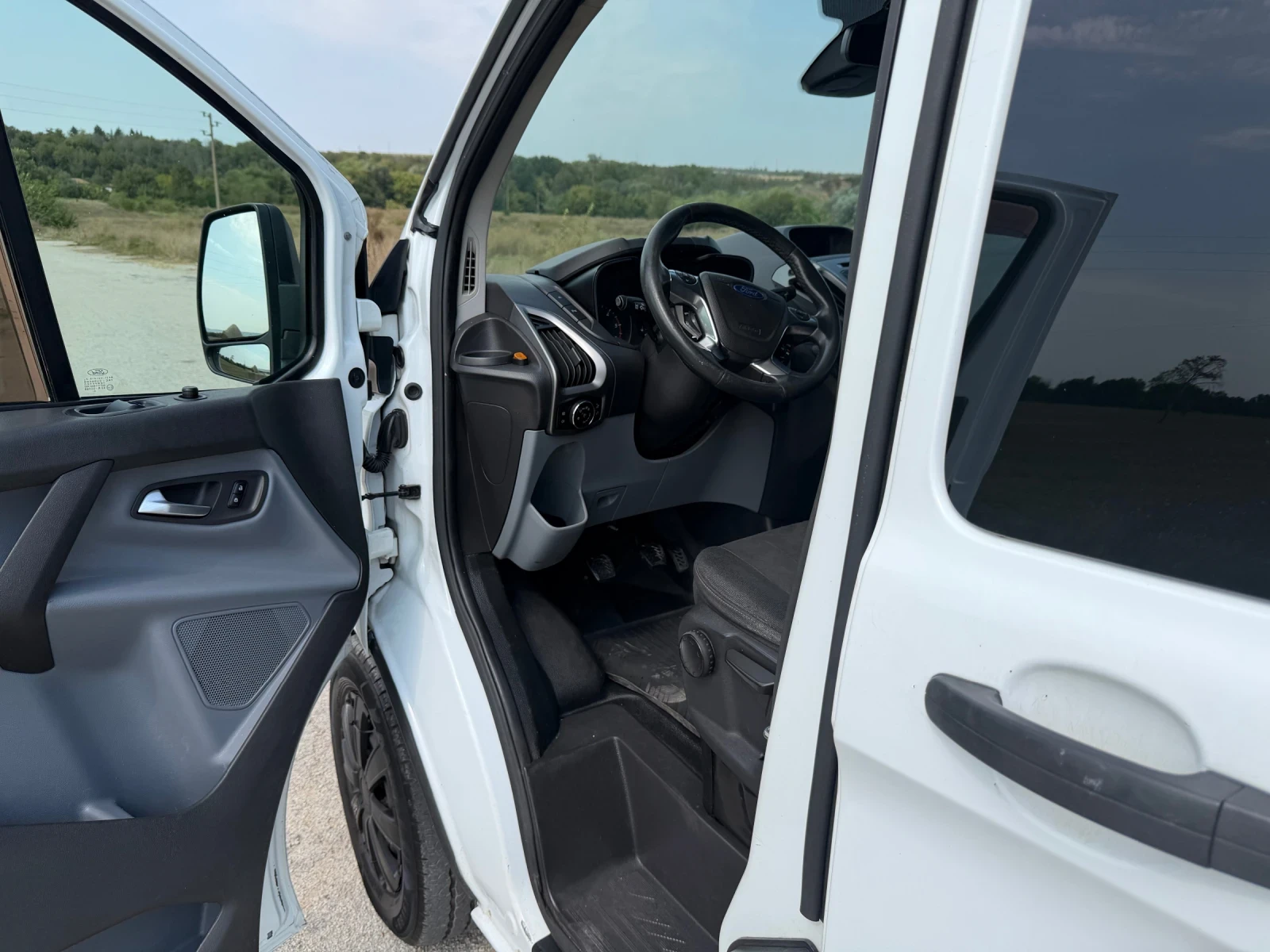 Ford Transit Custom Transit 5+ 1, снимка 13 - Бусове и автобуси - 56276014