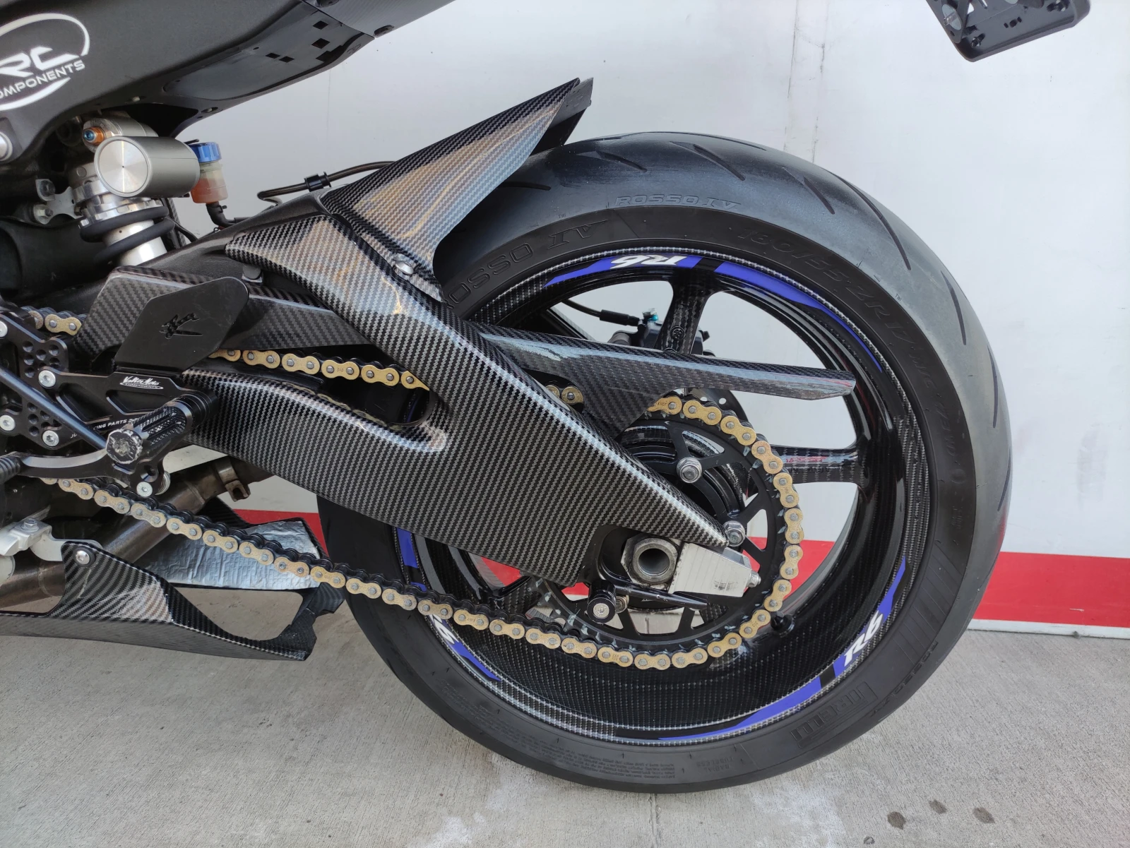Yamaha YZF-R6 CARBON AKRAPOVIC | Mobile.bg � ����������� 5