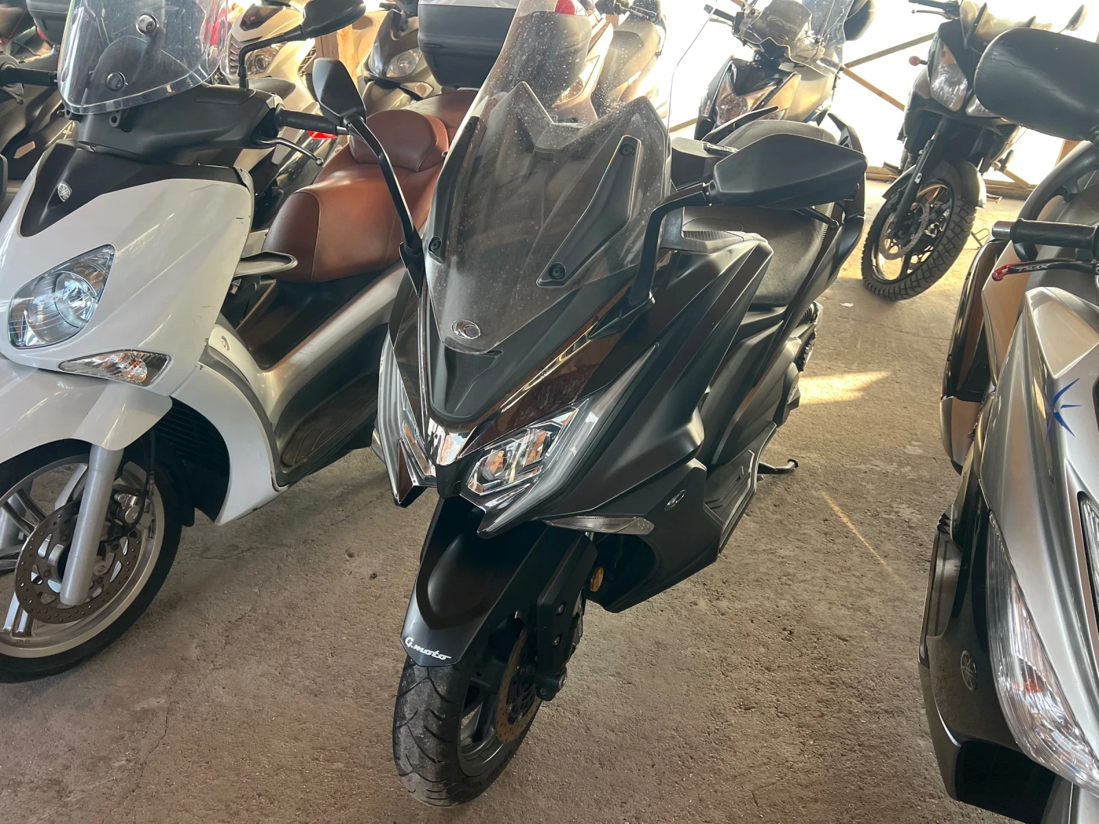 Kymco AK 550 Lizing, снимка 13 - Мотоциклети и мототехника - 53989798