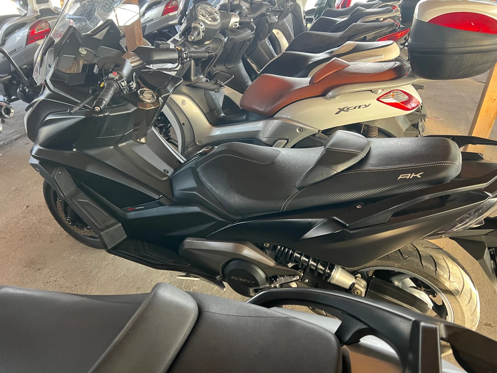 Kymco AK 550 Lizing, снимка 11 - Мотоциклети и мототехника - 53989798