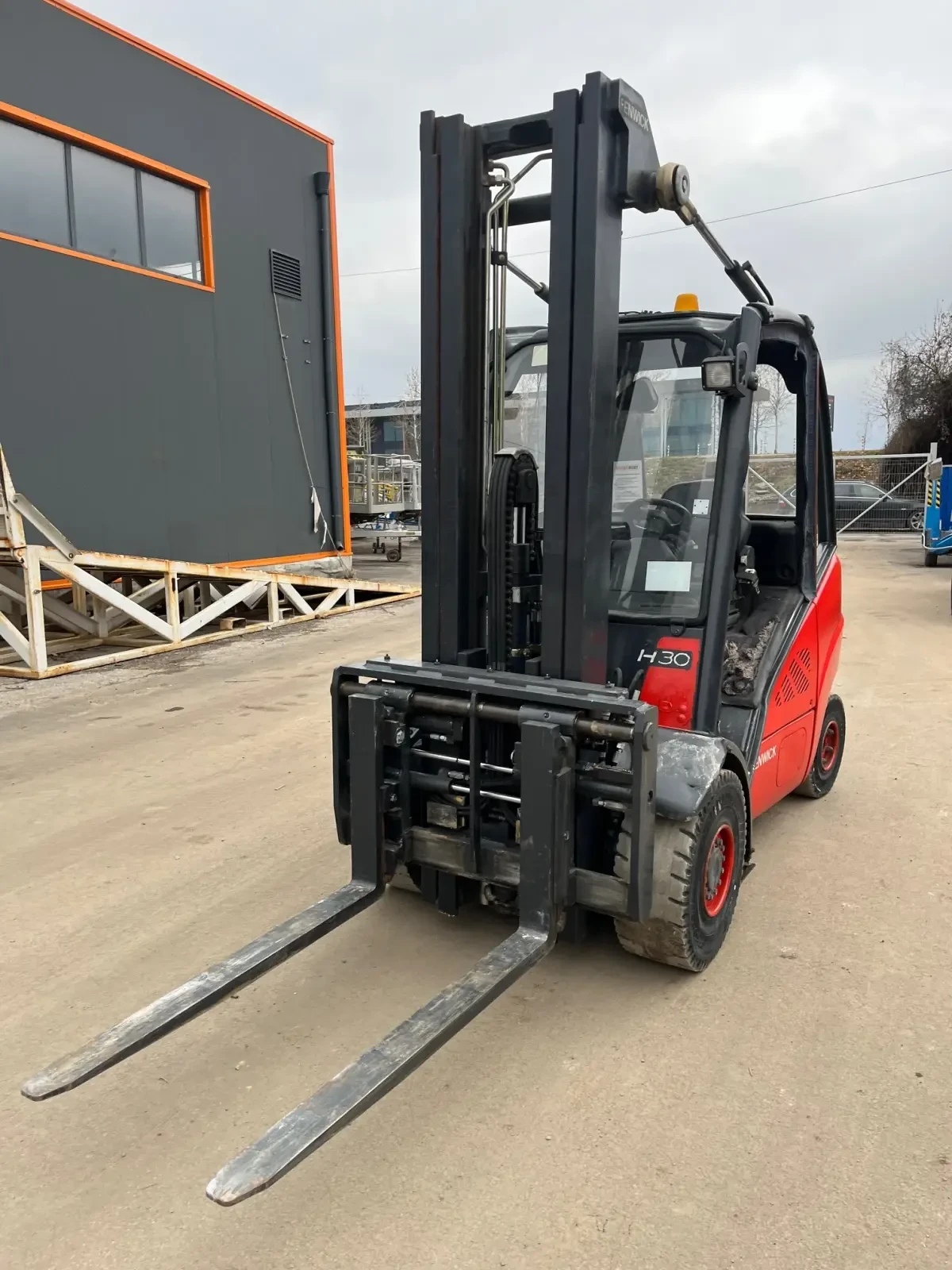  Linde | Mobile.bg   4