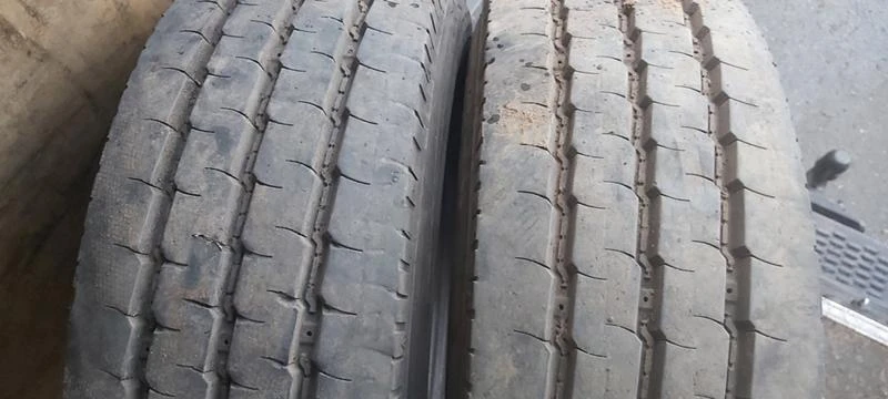 Гуми Летни 235/75R17, снимка 5 - Гуми и джанти - 32788608