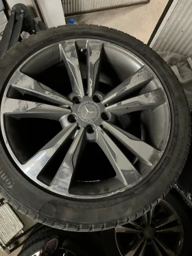 ���� � ������ 245/45R19 �� Mercedes-Benz S 400 | Mobile.bg � ����� ������ 2
