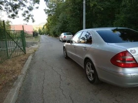 Mercedes-Benz E 320 4 Matic, снимка 6