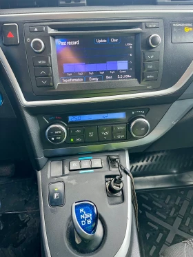     Toyota Auris 1.8 Hybrid