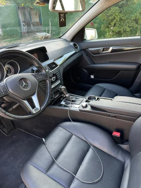 Mercedes-Benz C 180, снимка 8