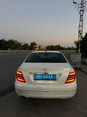 Mercedes-Benz C 180, снимка 13