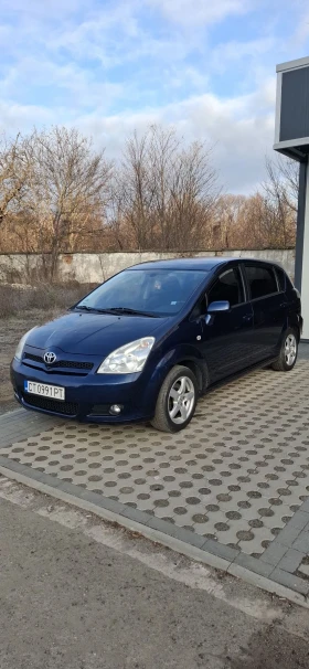 Toyota Corolla verso 1.8 vvt-i бензин газ , снимка 1