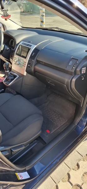 Toyota Corolla verso 1.8 vvt-i бензин газ , снимка 15