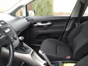 Toyota Auris 1.4 D-4D, 66 kW - 3300 € / 6454.24 лв. - 10582576 13