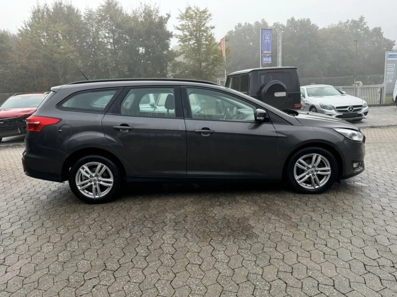 Ford Focus 1.5 TDCI блъснато нов внос Германия, снимка 8 - Автомобили и джипове - 47474731