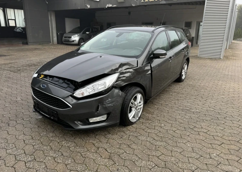 Ford Focus 1.5 TDCI блъснато нов внос Германия, снимка 3 - Автомобили и джипове - 47474731