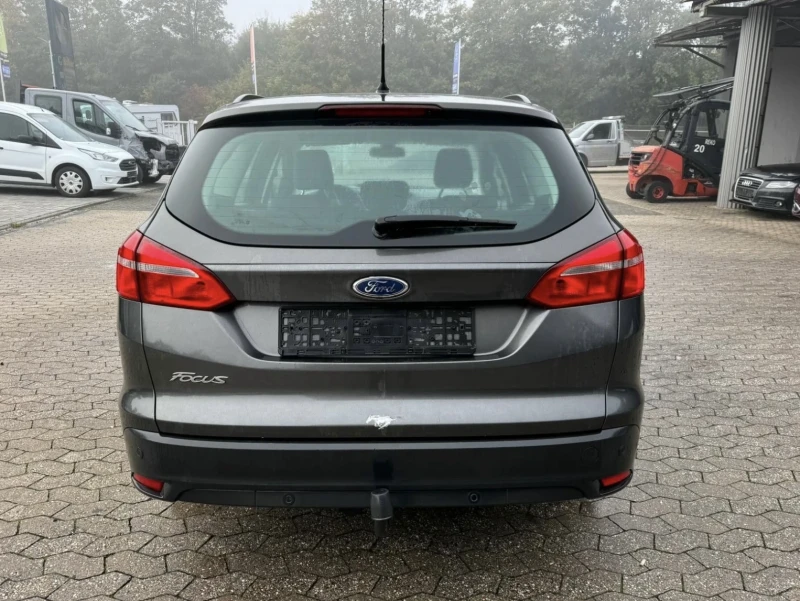 Ford Focus 1.5 TDCI блъснато нов внос Германия, снимка 6 - Автомобили и джипове - 47474731