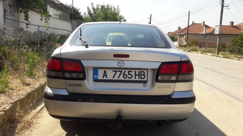 Mazda 626 1.8i, снимка 4 - Автомобили и джипове - 48743465