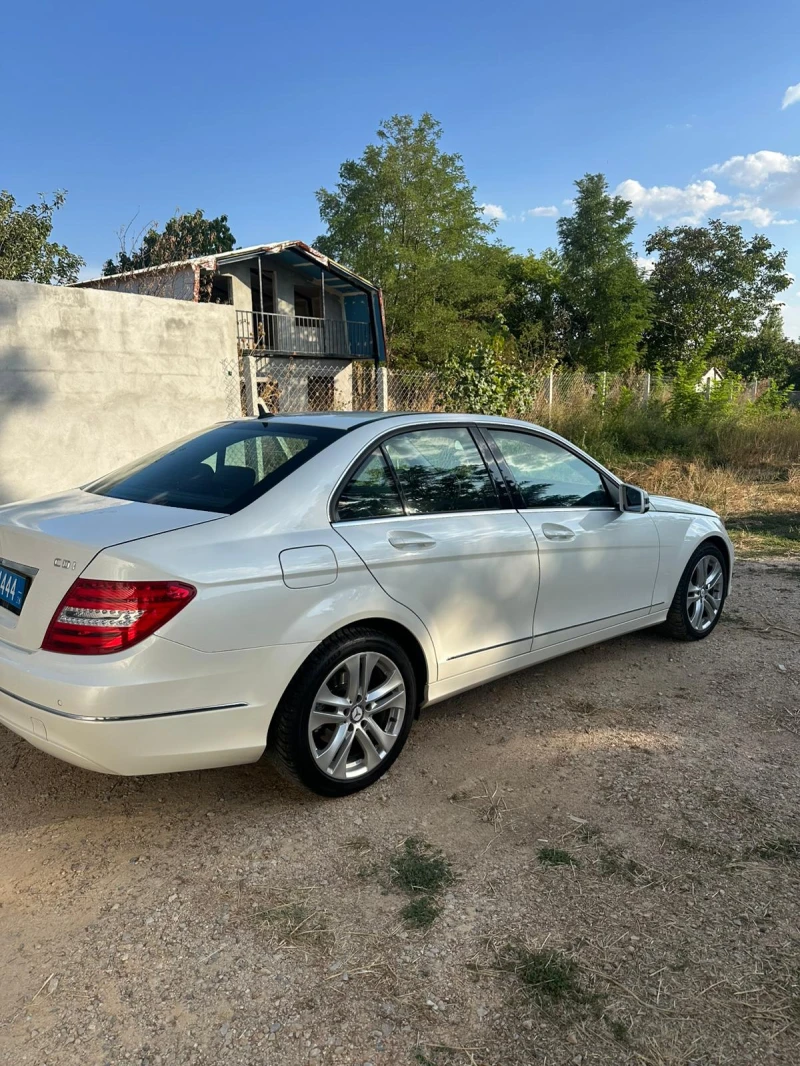 Mercedes-Benz C 180, снимка 7 - Автомобили и джипове - 52444932