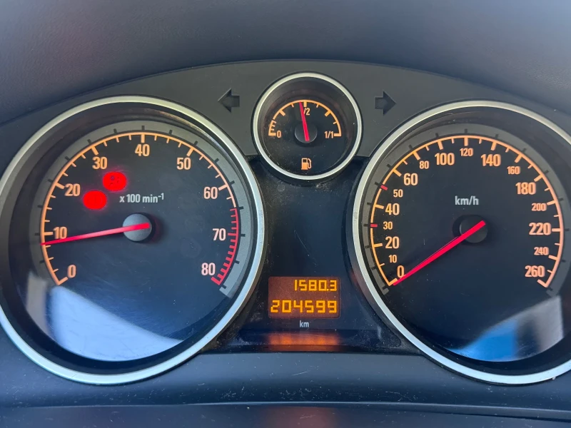 Opel Astra, снимка 12 - Автомобили и джипове - 52296508