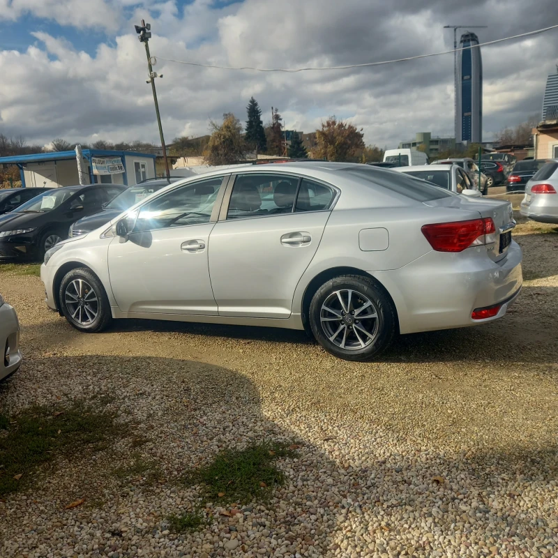Toyota Avensis Executive, снимка 4 - Автомобили и джипове - 52479283