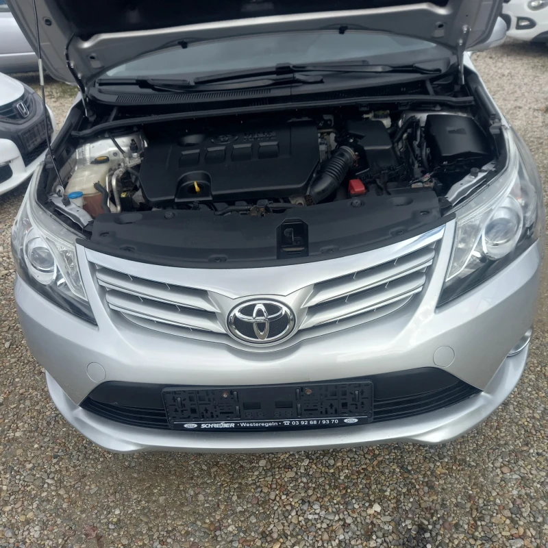 Toyota Avensis Executive, снимка 16 - Автомобили и джипове - 52479283